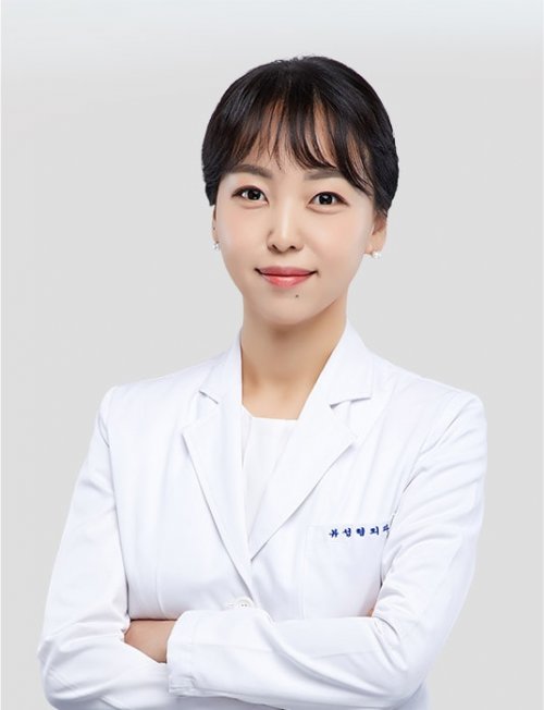 三大专科院长领衔开启定制化美肤新时代开元棋牌app韩国必妩皮肤科新地标(图4)